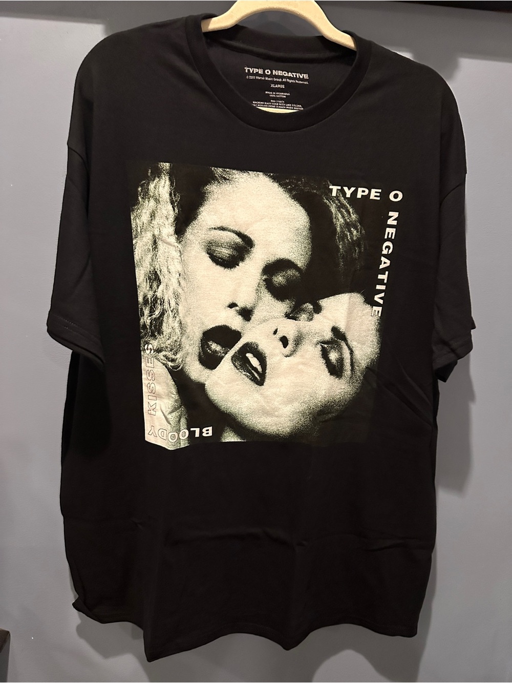 Type O Negative size XL Bloody Kisses New Unisex Black Band Tee